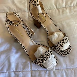 Womens sandals